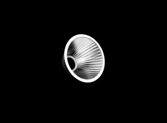 調整可能なアルミニウムLEDライト反射器 98%と低照明 Φ85*52mm